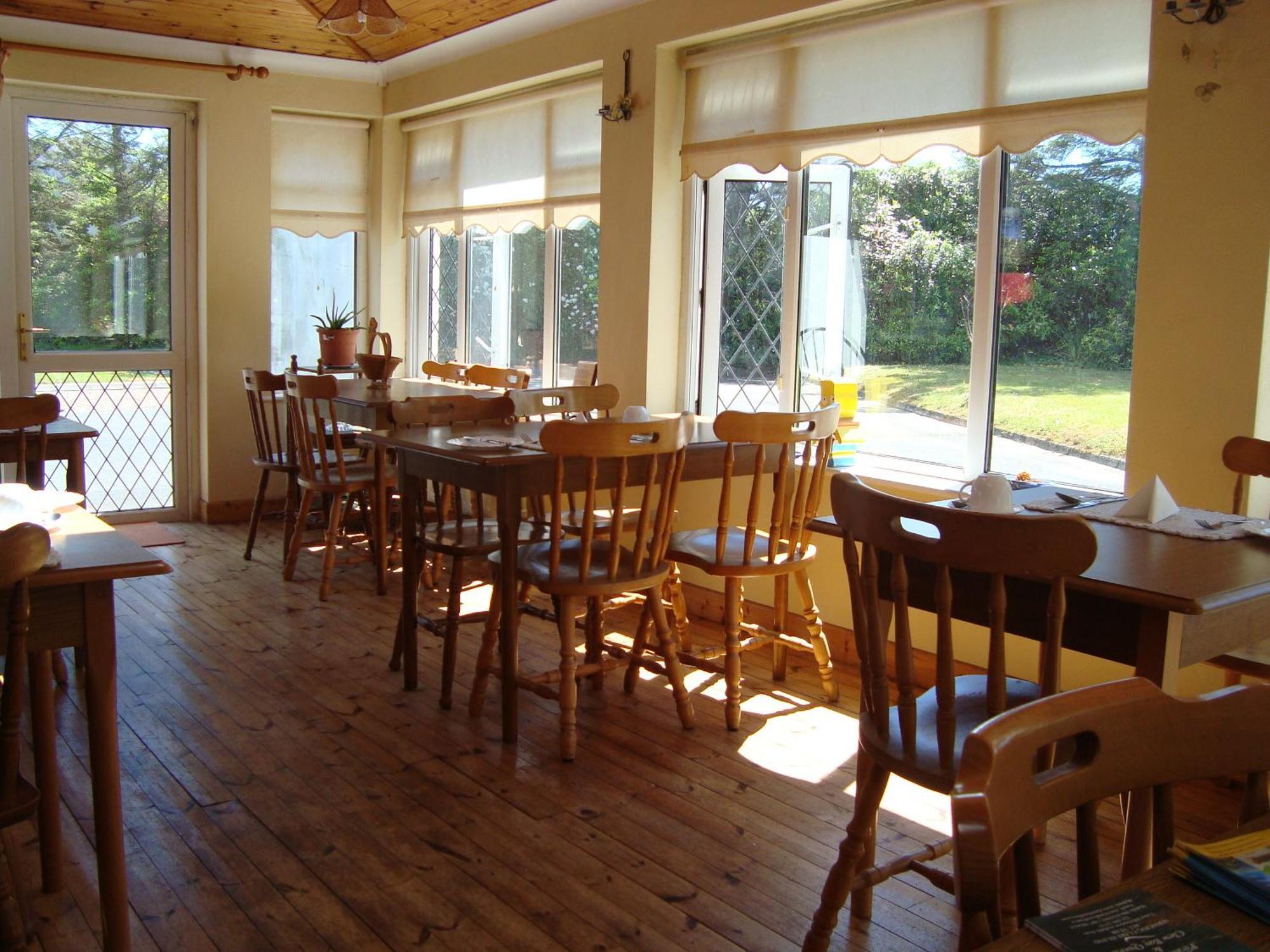 Hy Breasal B&B Achill Sound Exterior photo
