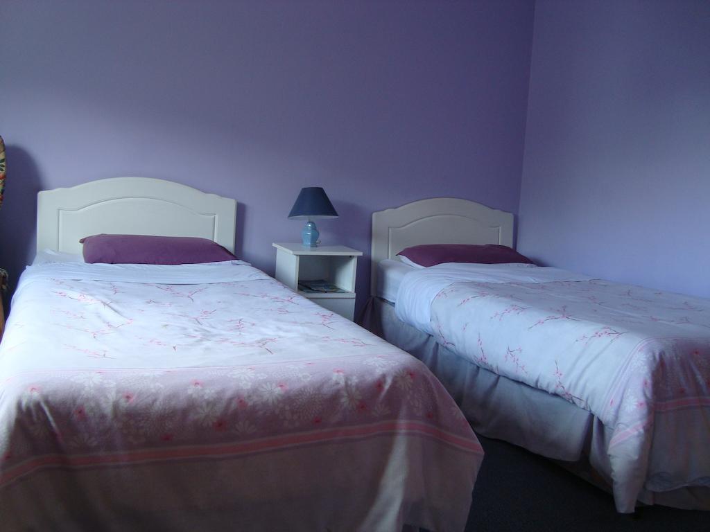 Hy Breasal B&B Achill Sound Room photo