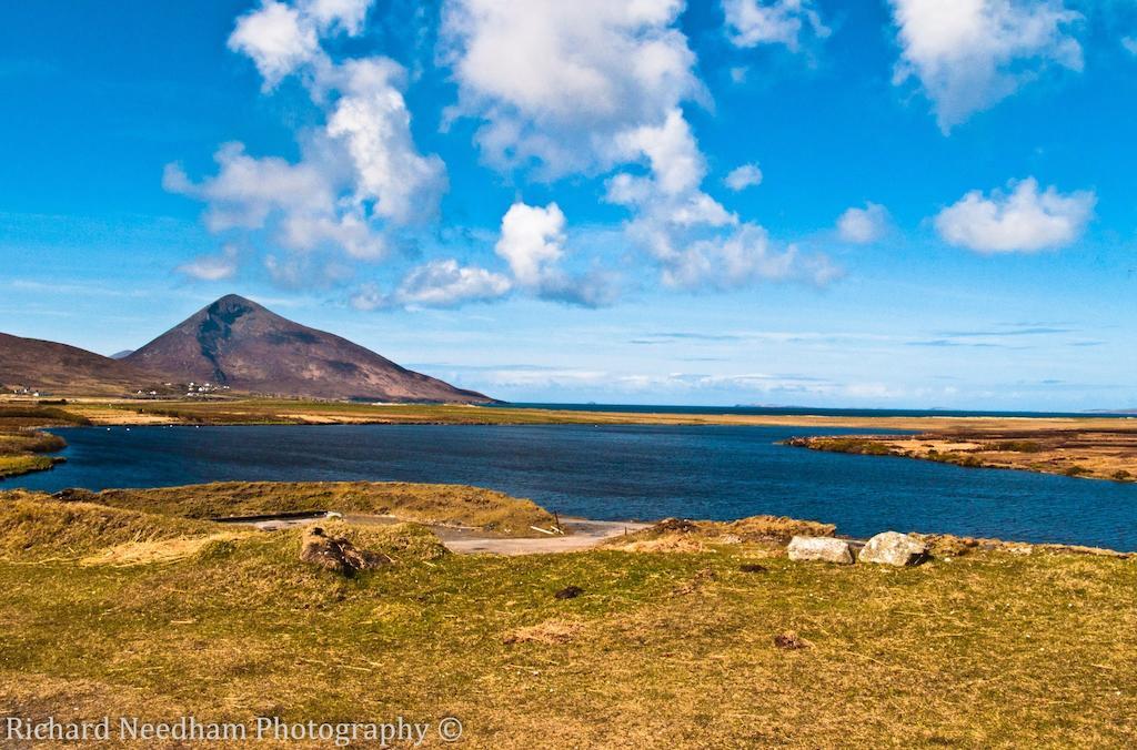 Hy Breasal B&B Achill Sound Exterior photo