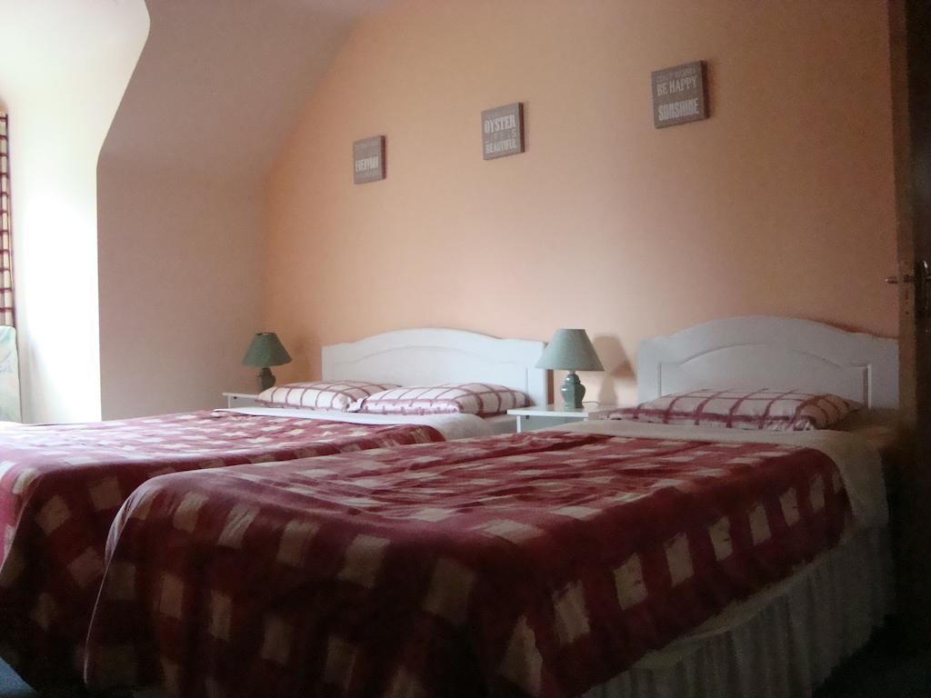Hy Breasal B&B Achill Sound Exterior photo
